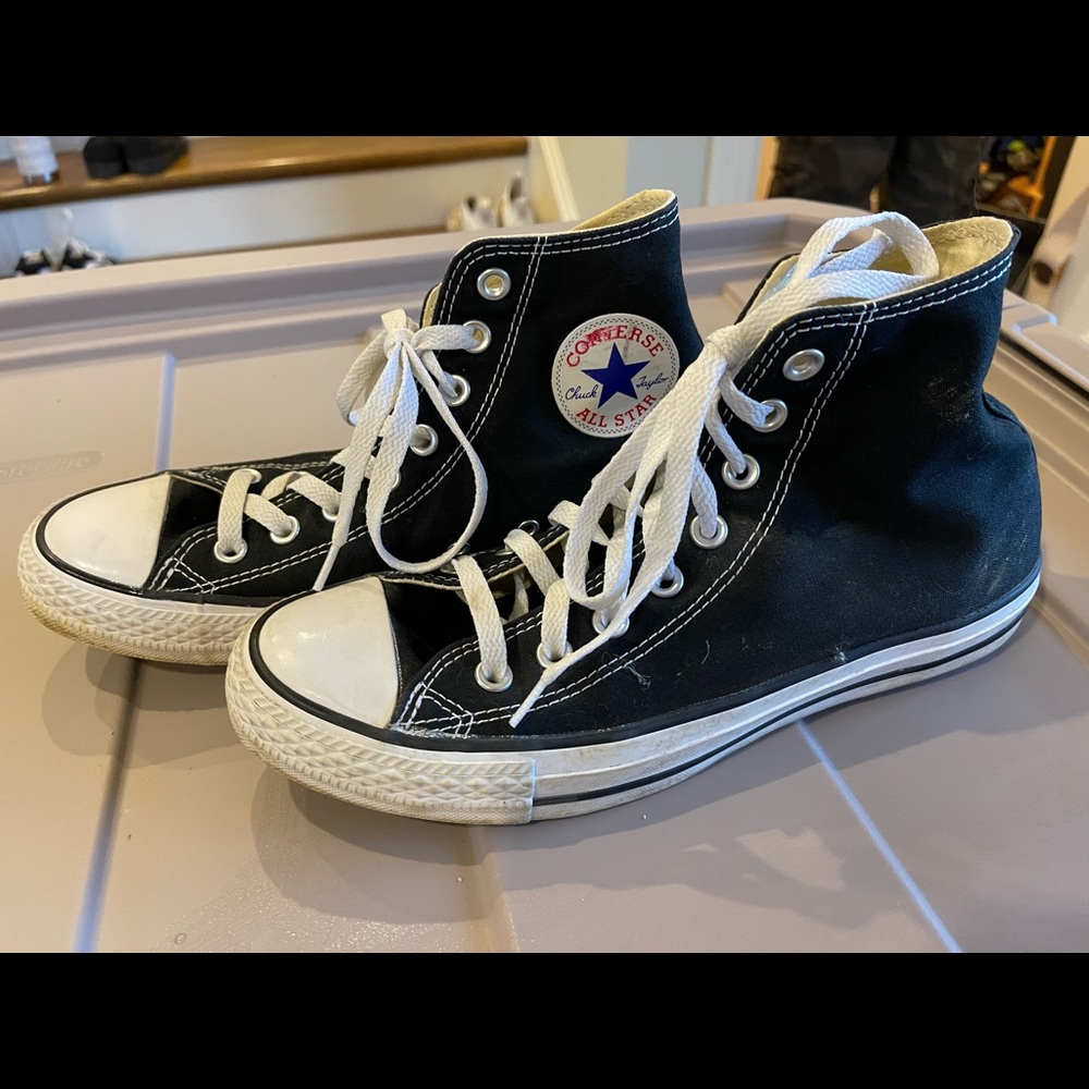 Unisex High top Black Converse Tennis Shoes